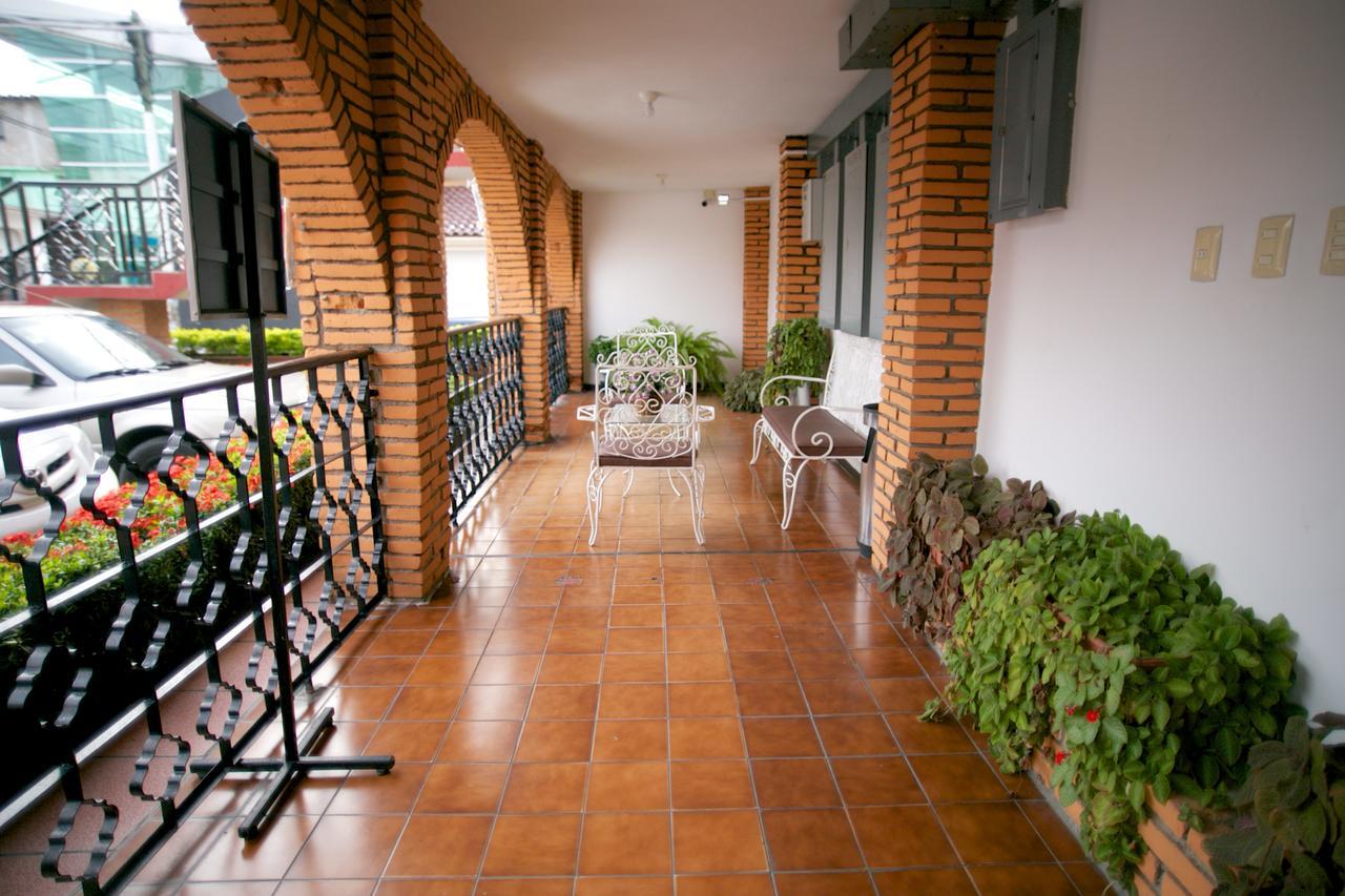 Hotel Maria De Lourdes Tuxtepec Esterno foto