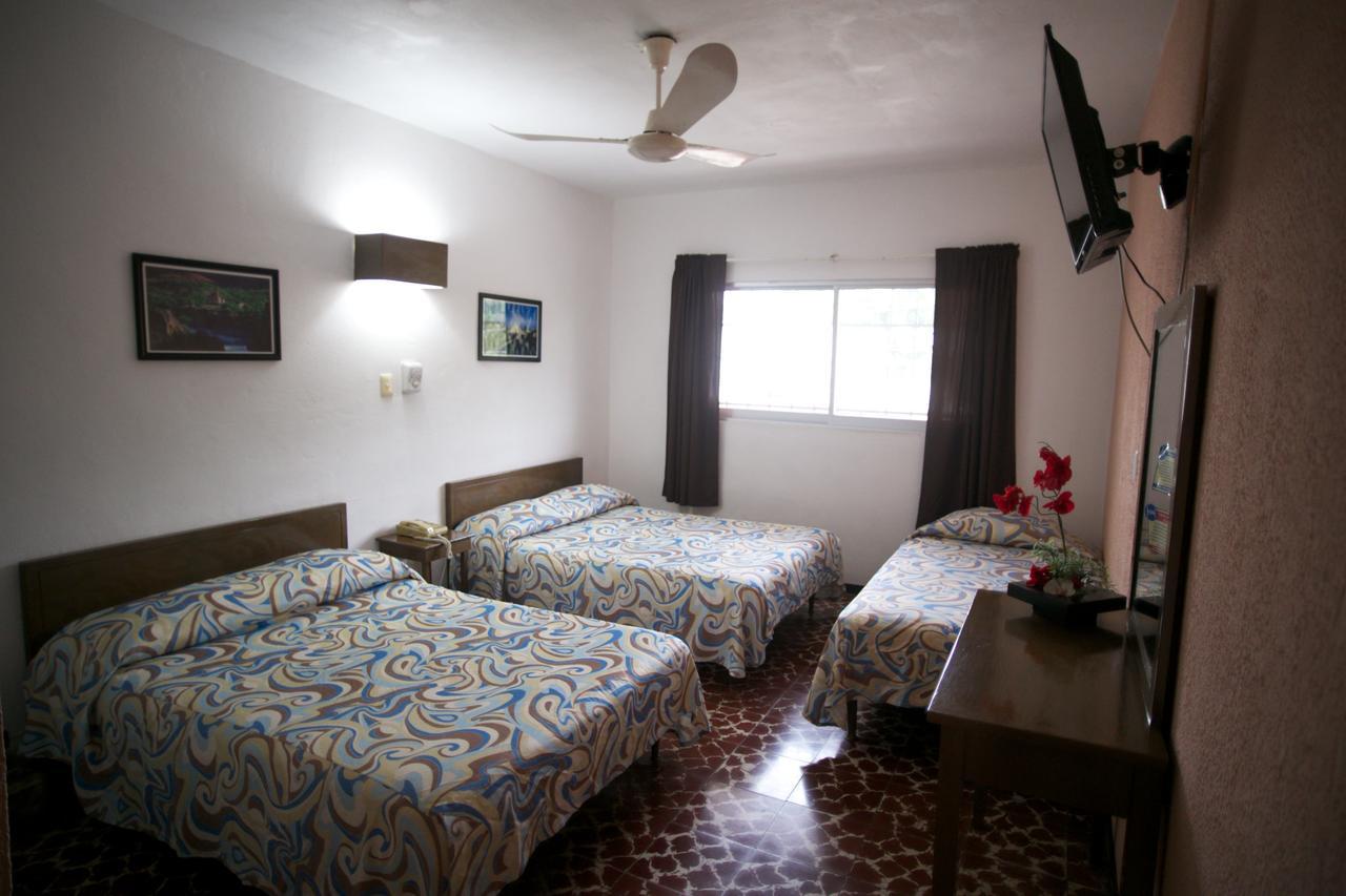 Hotel Maria De Lourdes Tuxtepec Esterno foto